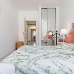 Апартаменты Superb Front Pool&sea View Carteia Flat Картейра